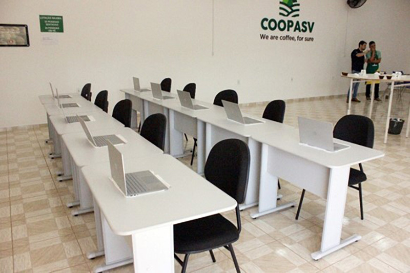 New furniture and computer equipment at COOPASV